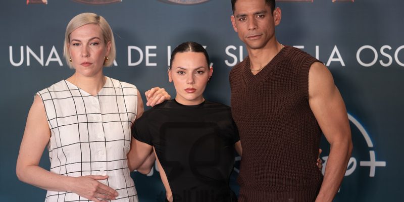 Dafne Keen, Charlie Barnett y Rebecca Henderson en el evento fan de 'Star Wars: The Acolyte'
