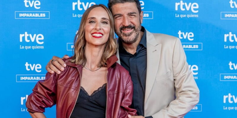 Julia Varela y Tony Aguilar, comentaristas de Eurovisión